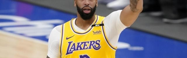 开云官方平台-浓眉：詹姆斯乔丹我选后者 参演电影是梦想成真