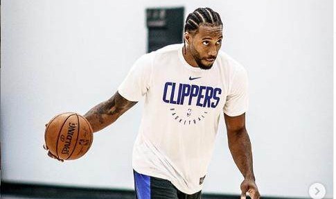 开云体育官网-重回圣城莱昂纳德展现全面进步，他比四年前更强了