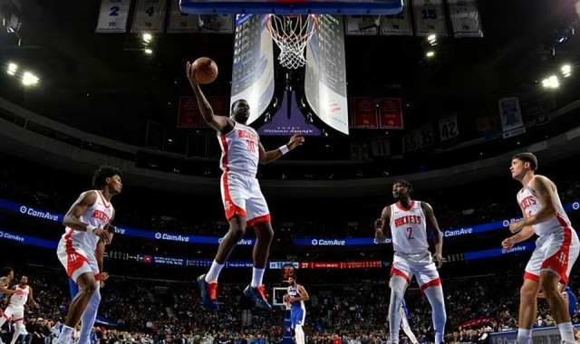 开云体育登录-明明场上效果相当不错，但火箭还是没有给替补中锋更多表现机会？